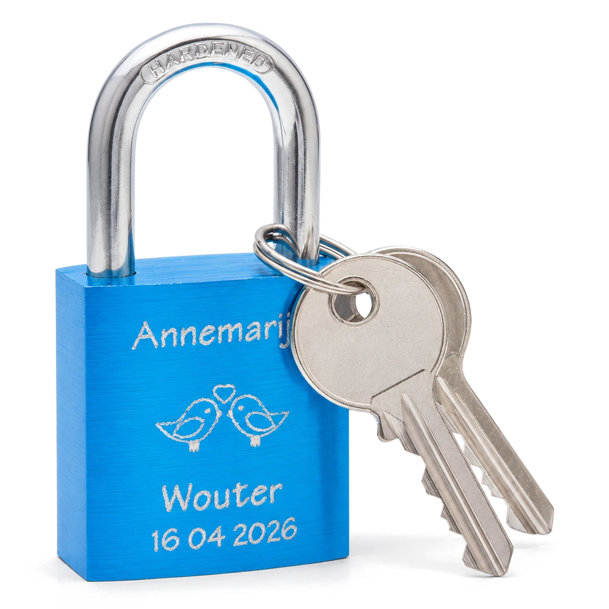Blauw aluminium liefdesslot met twee sleutels, gegraveerd met Annemarij, twee vogeltjes, Wouter en een datum