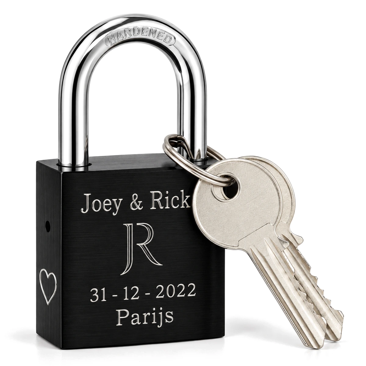 Zwart aluminium liefdesslot met twee sleutels, gegraveerd met Joey & Rick, een eigen symbool, een datum en Parijs