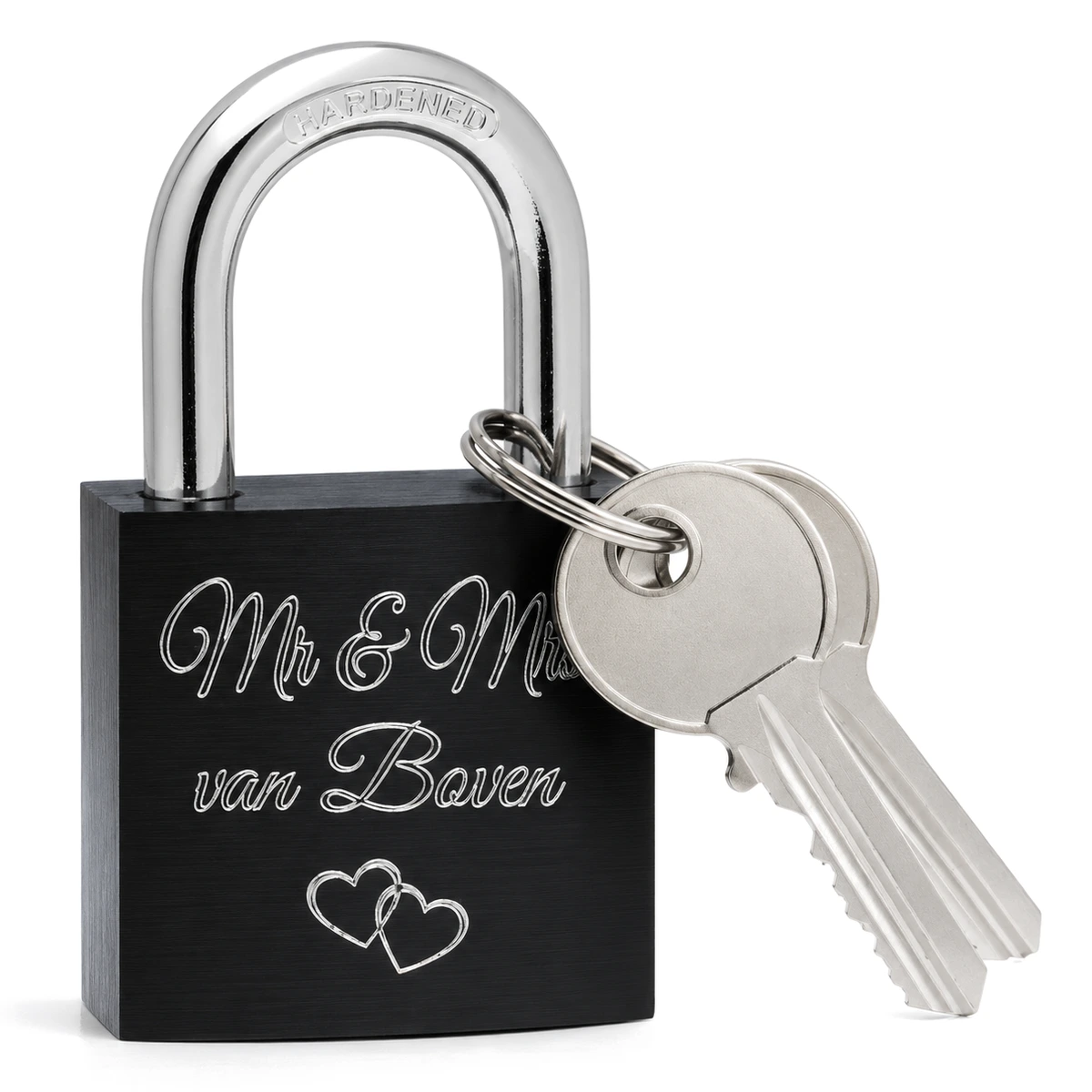 Zwart aluminium liefdesslotje met twee sleutels, gegraveerd met Mr & Mrs van Boven en twee hartjes